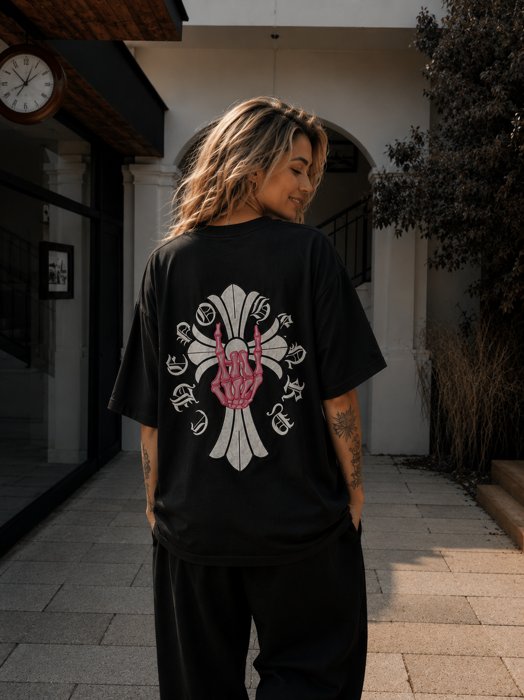 REVENANT OVERSIZED TEE