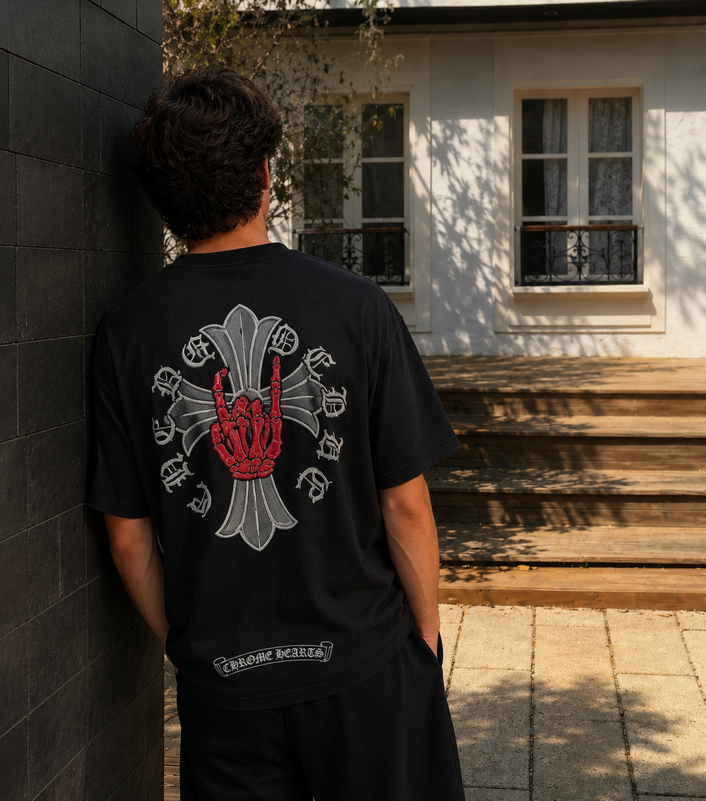 REVENANT OVERSIZED TEE