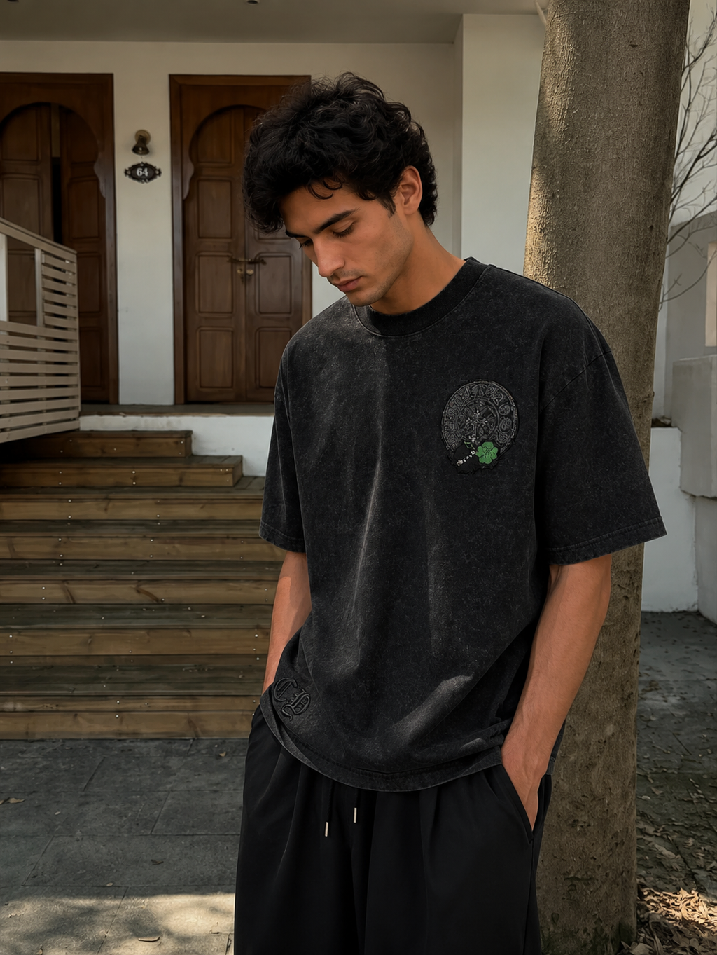 REVENANT OVERSIZED TEE