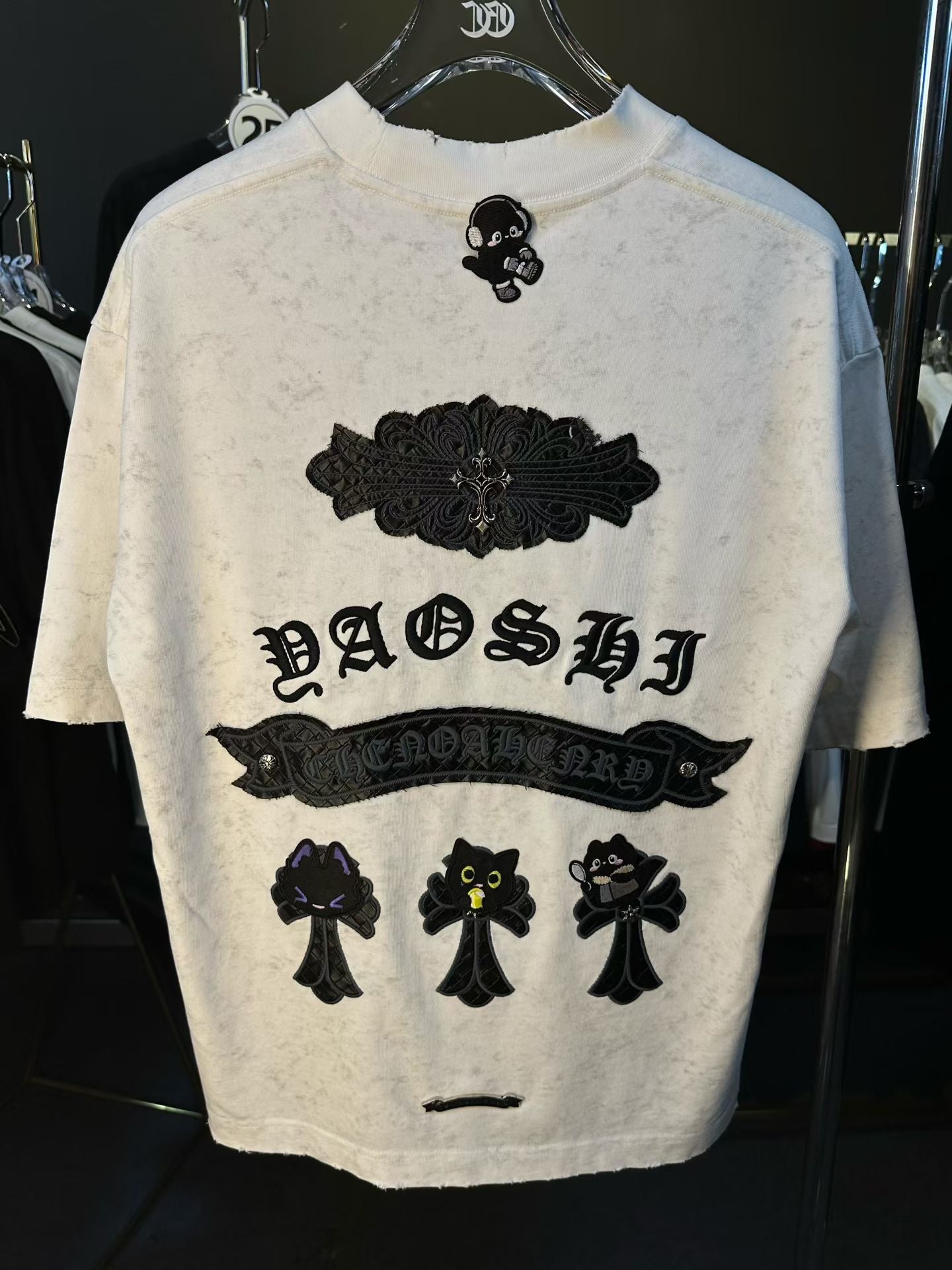 REVENANT OVERSIZED TEE