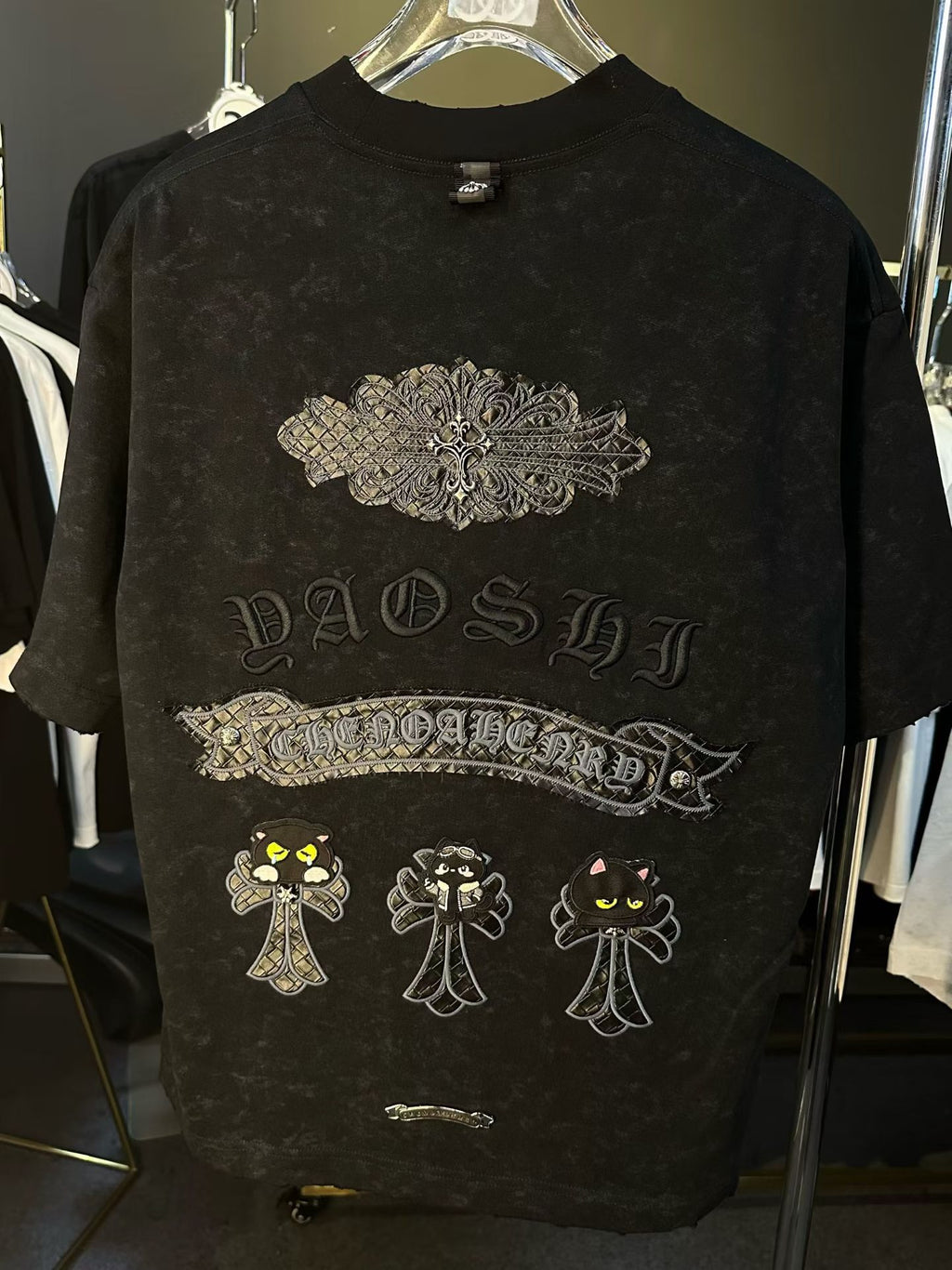 REVENANT OVERSIZED TEE