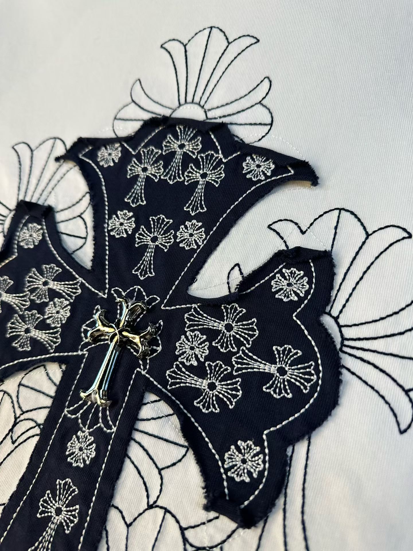 NOCTVRA Cross Border Tee