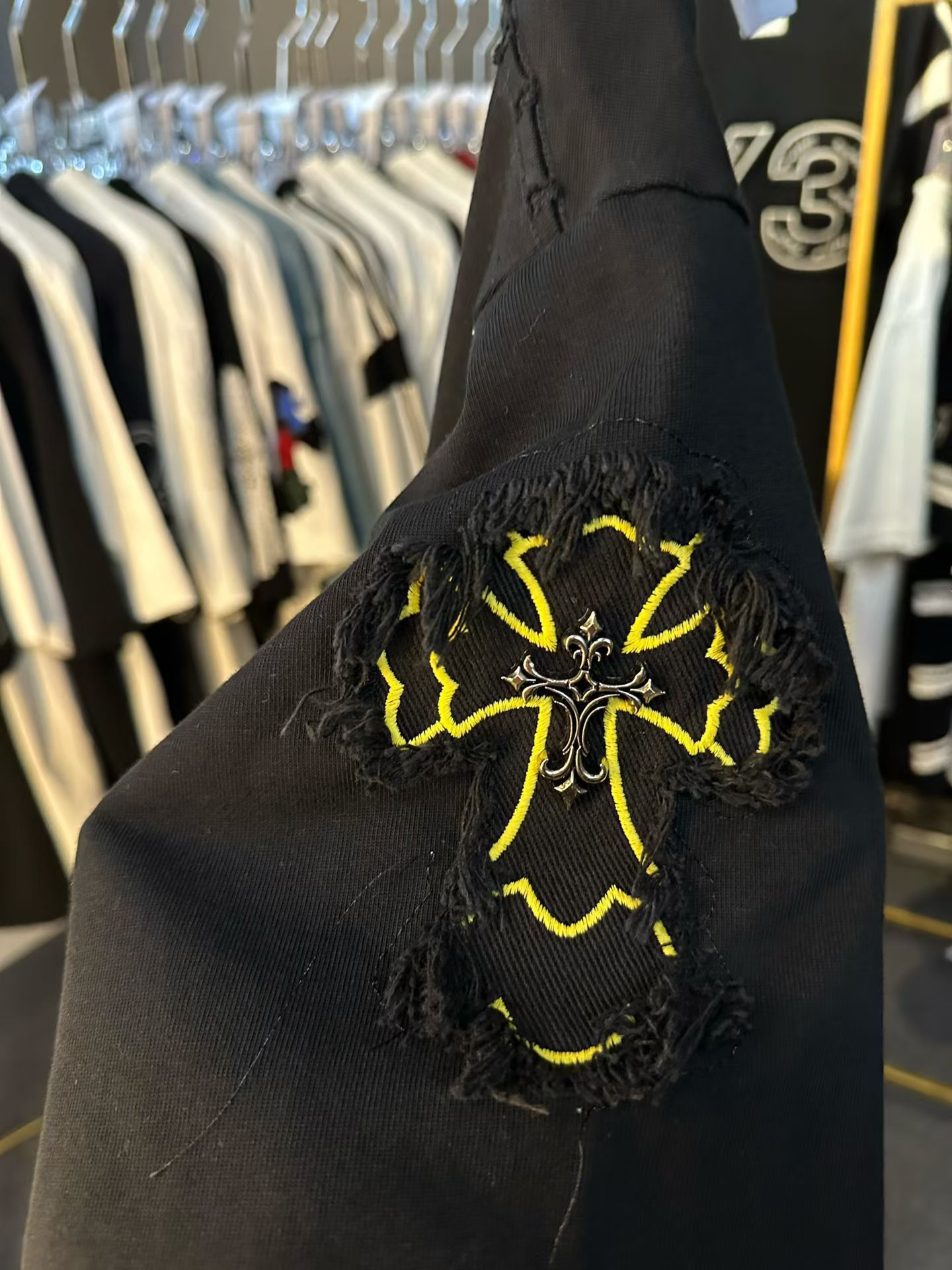 NOCTVRA Reactive Cross Edition