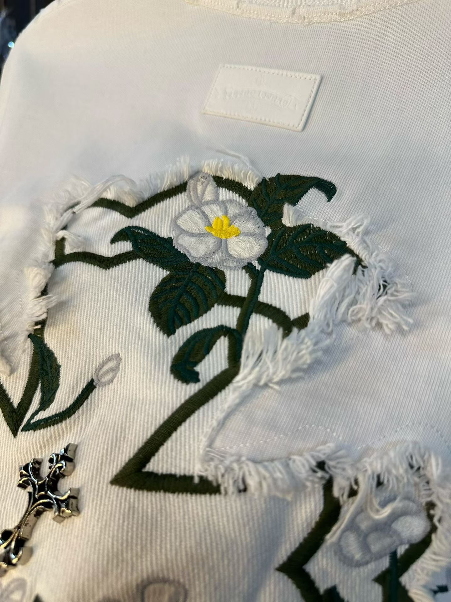 NOCTVRA Reactive Cross Edition