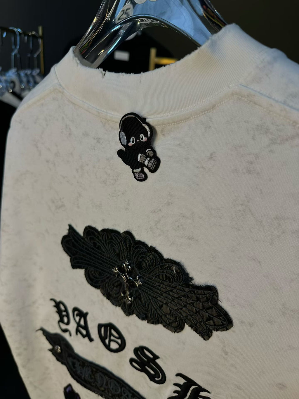 REVENANT OVERSIZED TEE