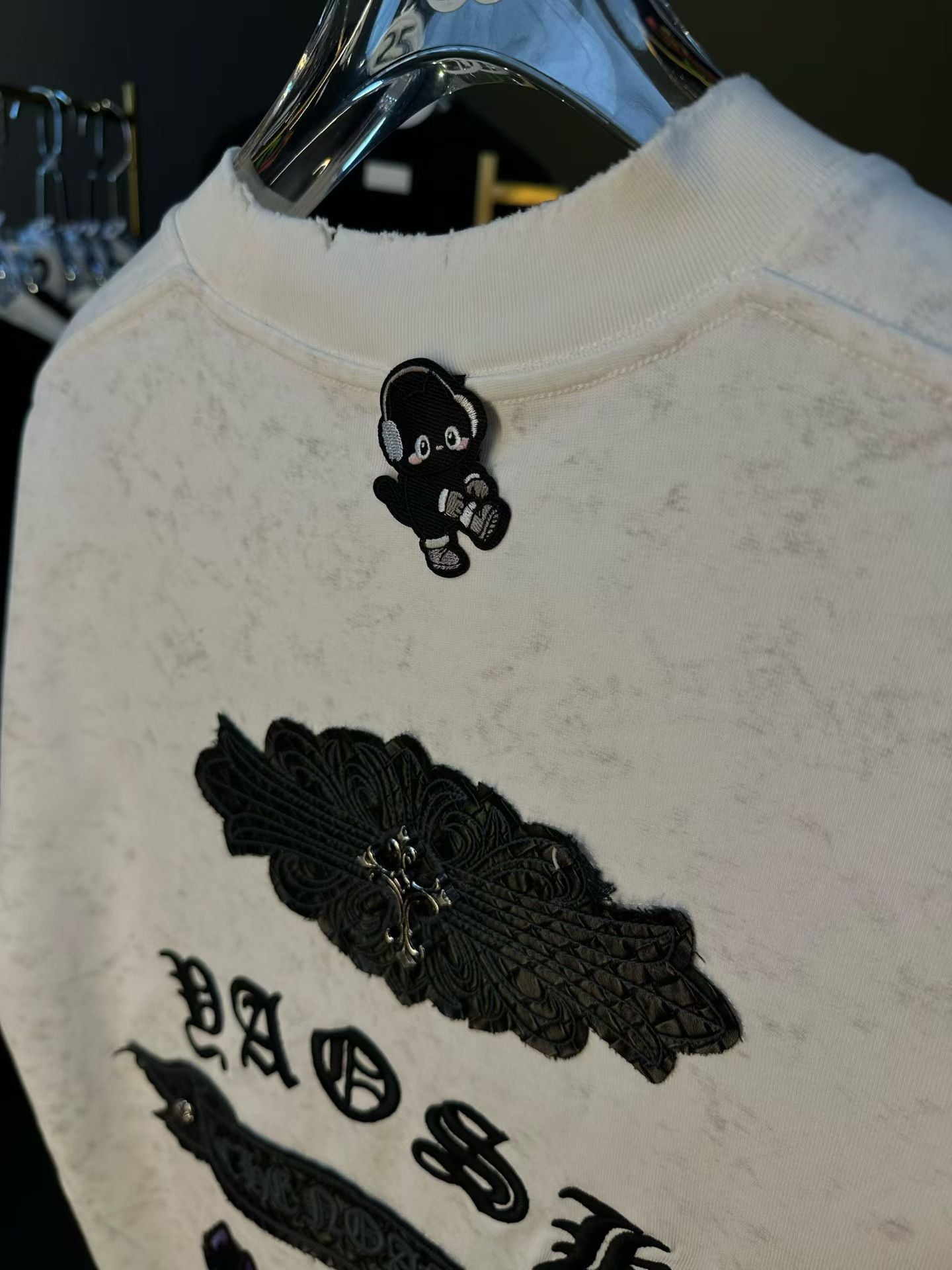 REVENANT OVERSIZED TEE
