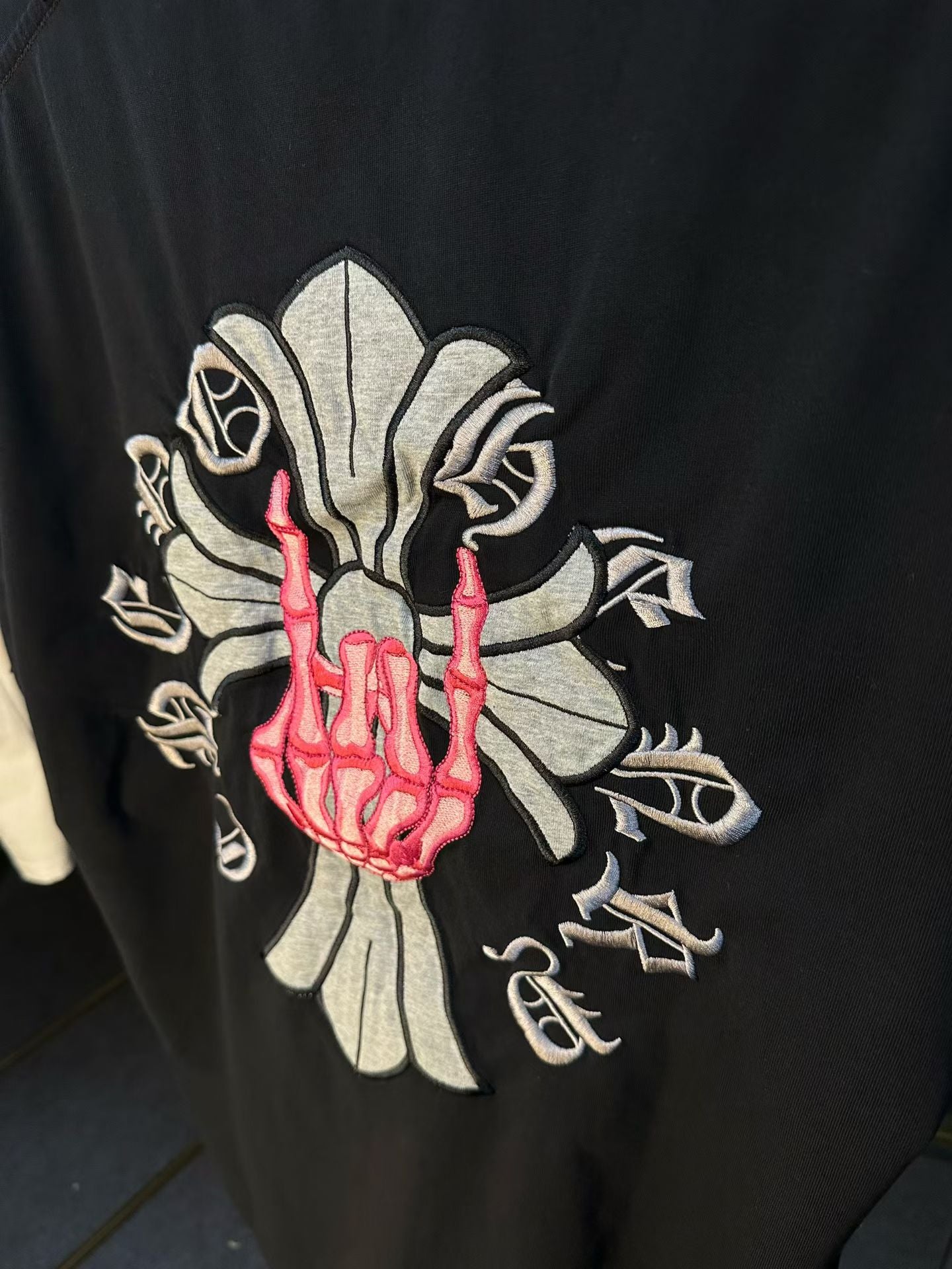 REVENANT OVERSIZED TEE